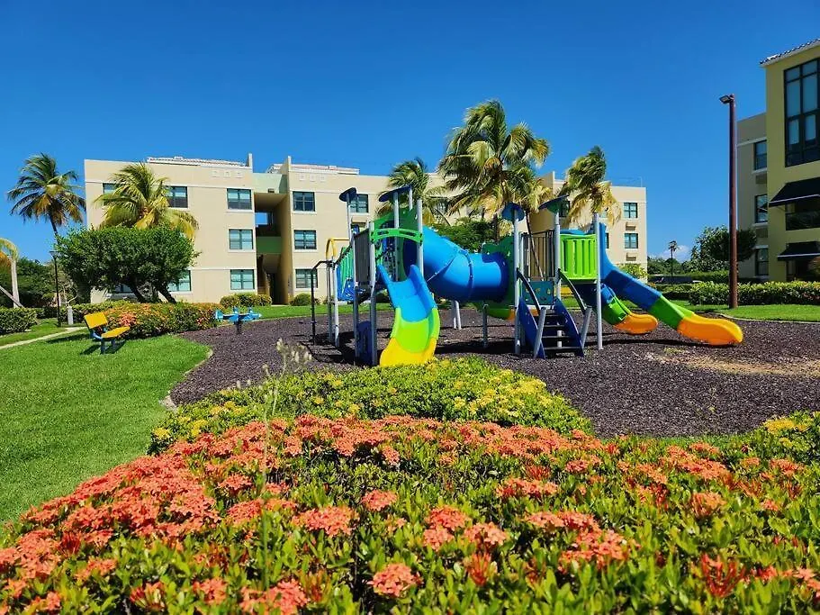 Loiza Aquatika Escape Sand And Pools 1St Floor דירה